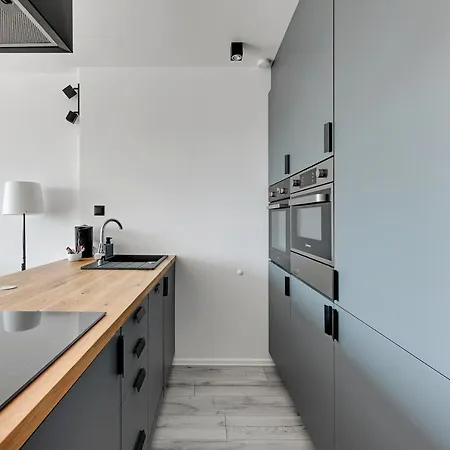 Grand - Fala Na Przymorzu Daire *